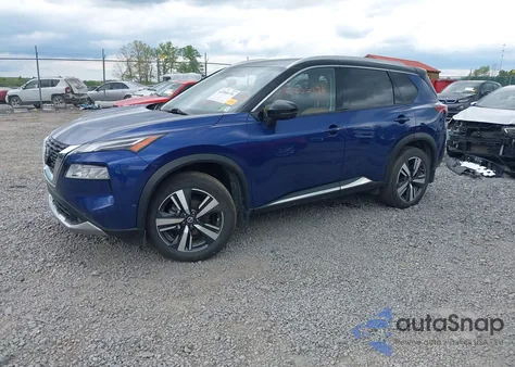 2021 Nissan Rogue Platinum Intelligent Awd z USA, uszkodzony, nr VIN JN8AT3DD4MW304997